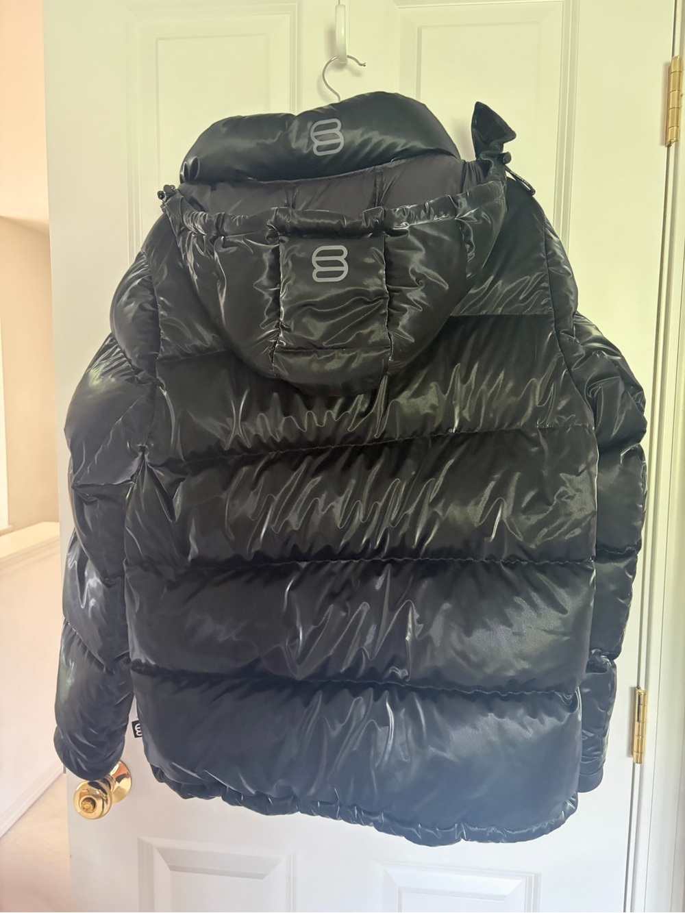 Aritzia Men's Super Puff Jacket - Picture 8 of 14